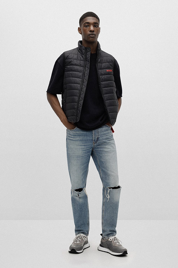 VEST HUGO - 001 BLACK